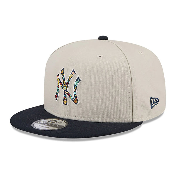9FIFTY New York Yankees Floral Fill Snapback Cap Beige